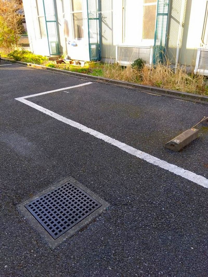 レオパレス静樹 駐車場