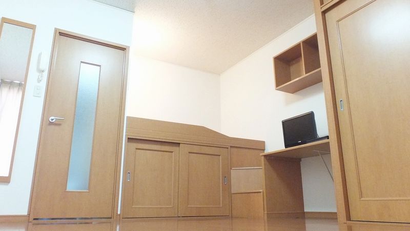 レオパレスリベェール 居間