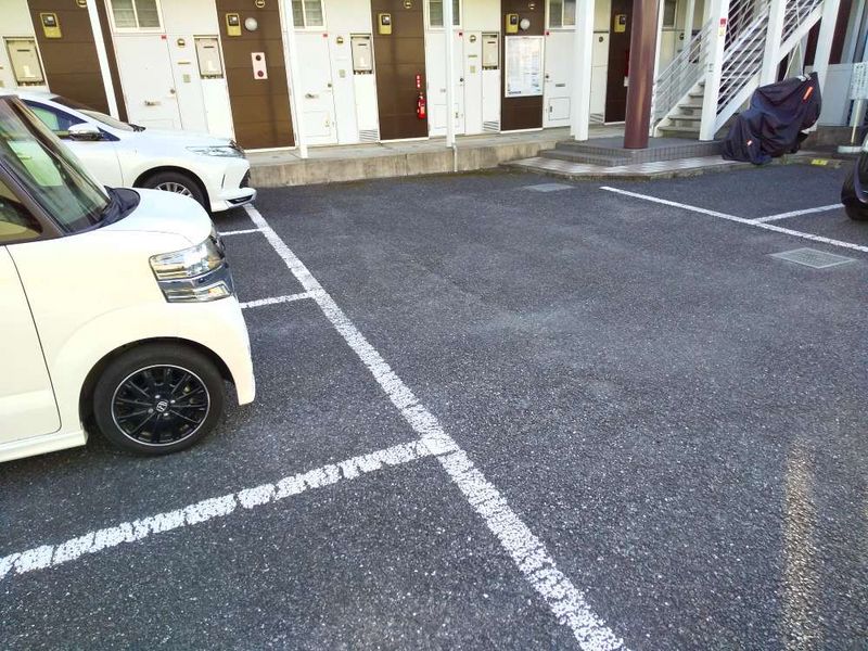 レオパレスクリア０３ＳＵＤＡⅡ 駐車場
