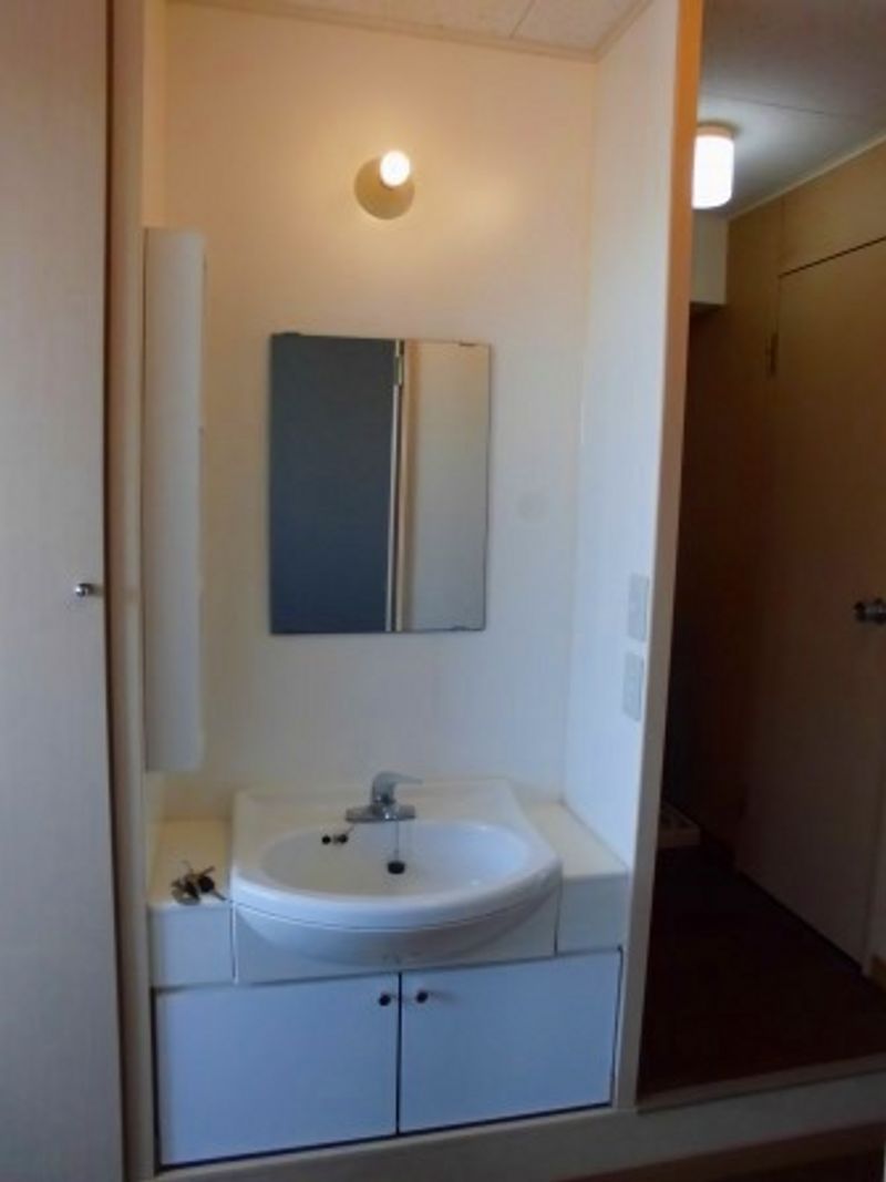 leopalace Yamase Washroom