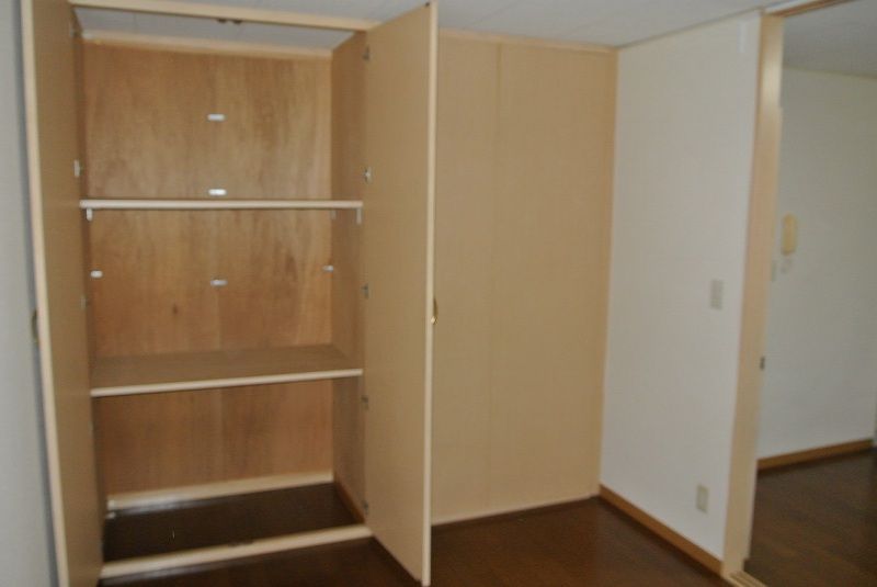 レオパレスグリュック 収納