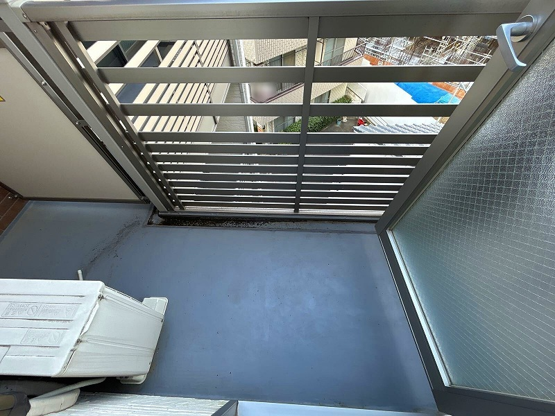 CLEINO River city Balcony