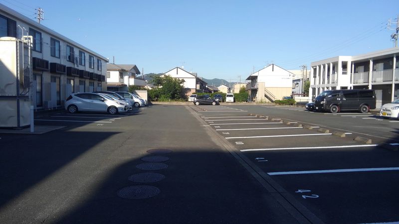 レオパレス三ノ輪東Ⅲ 駐車場