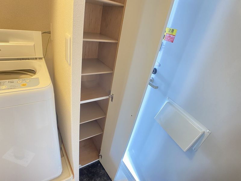 leopalace Cartier Nishimachi Storage