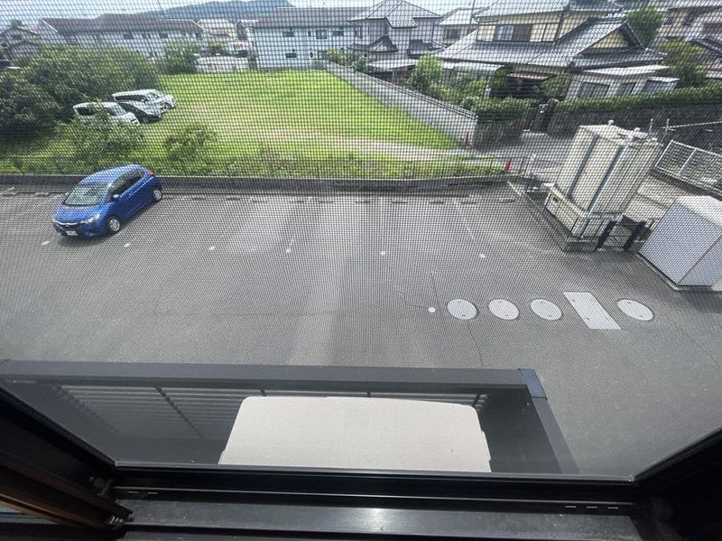 レオパレスピュア高松 バルコニー