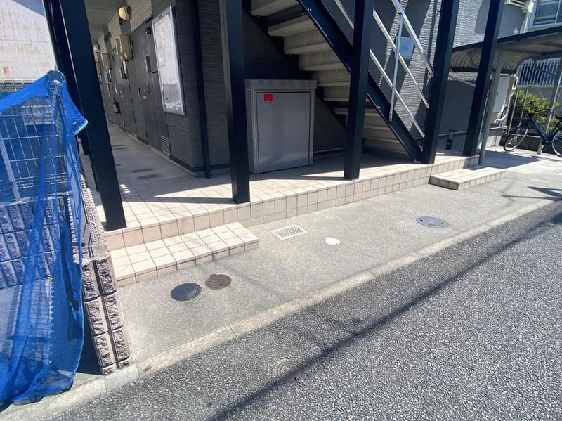 レオパレスＷＩＳＨ エントランス