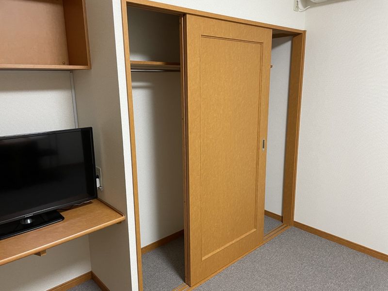 レオパレスコンフォール 収納