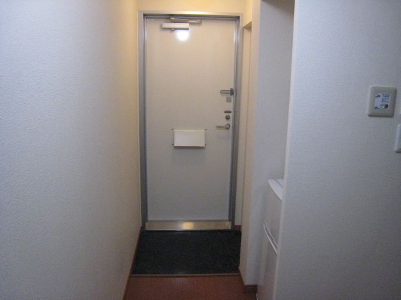 leopalace Tsune Entrance