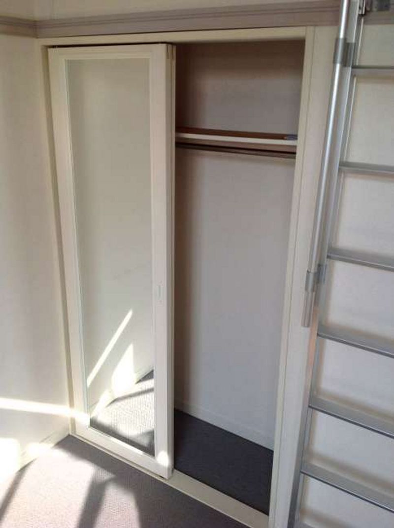 レオパレスグランドゥールＢ 収納