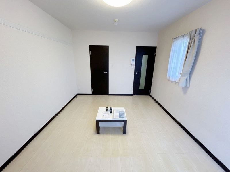 LEONEXT Luna Lumiere Koshigaya 客厅