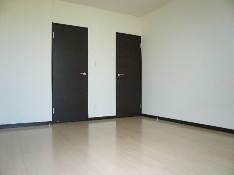 LEONEXT First S Living room