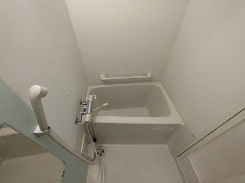 LEONEXT Lumiere Nishidai III Bathroom