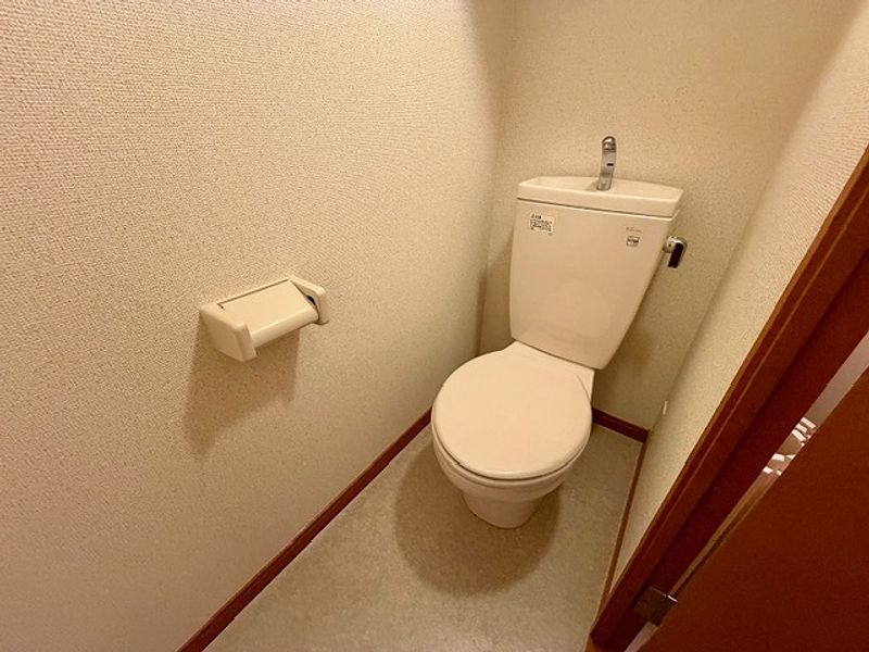 レオパレスブルーウィローⅡ トイレ