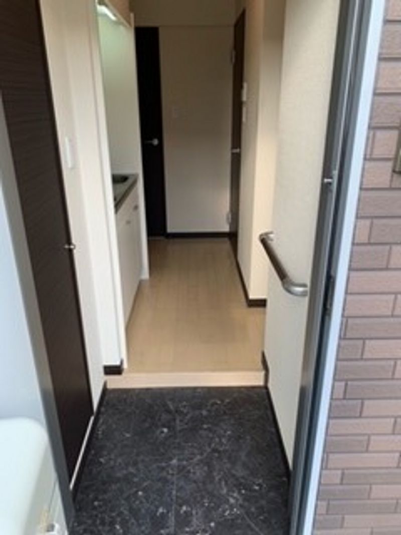 レオネクスト北条 玄関