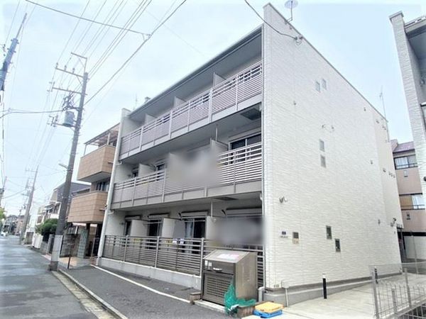 Bên ngoài CLEINO River Park