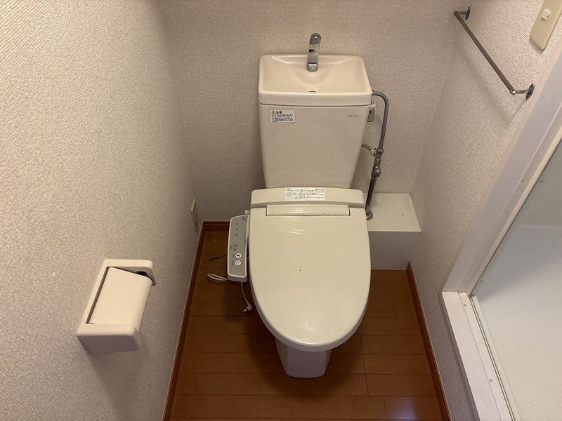 レオパレスリンダーホフ トイレ