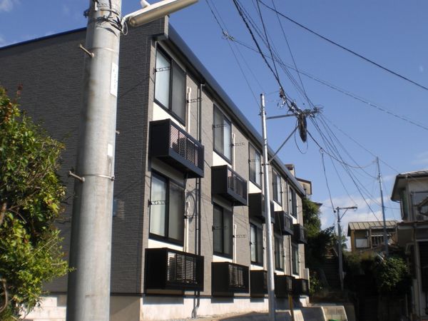 レオパレス西戸部 外観