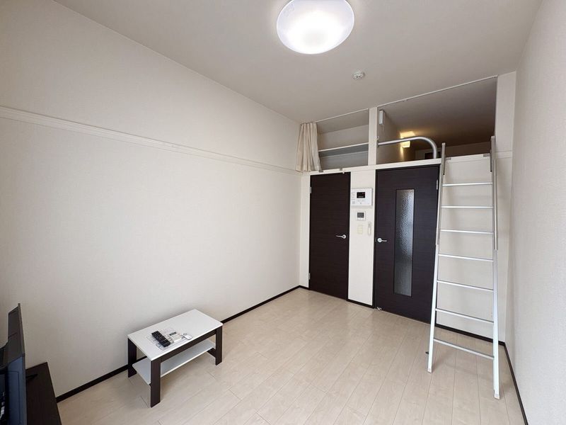 CLEINO Chans Phòng khách