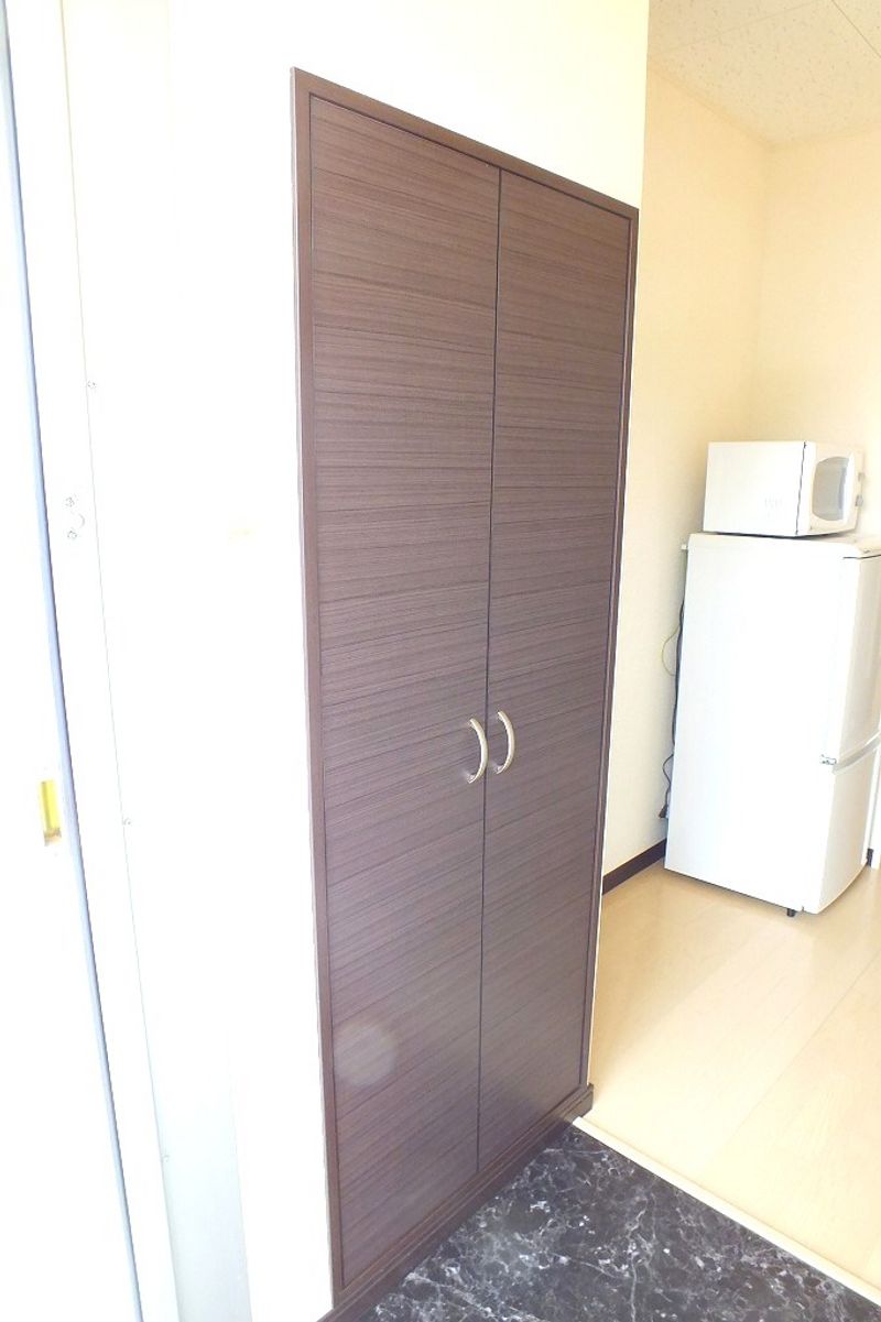 レオネクストグライス 玄関