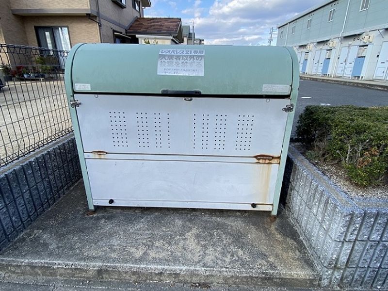 レオパレスカサペルデ 共用部分