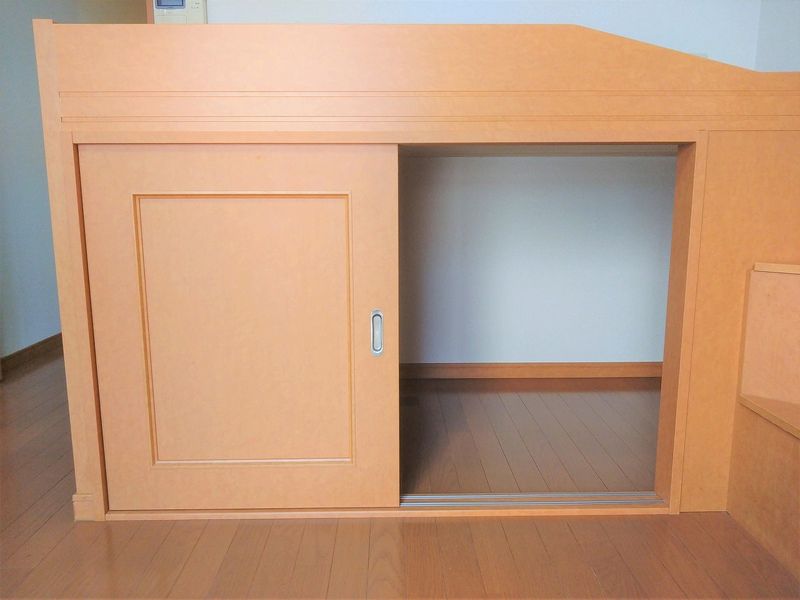 leopalace West Park Storage