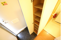 レオパレスＦｏｒｅｓｔ桂坂 玄関