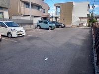 レオパレスＣＯＳＭＯ 駐車場