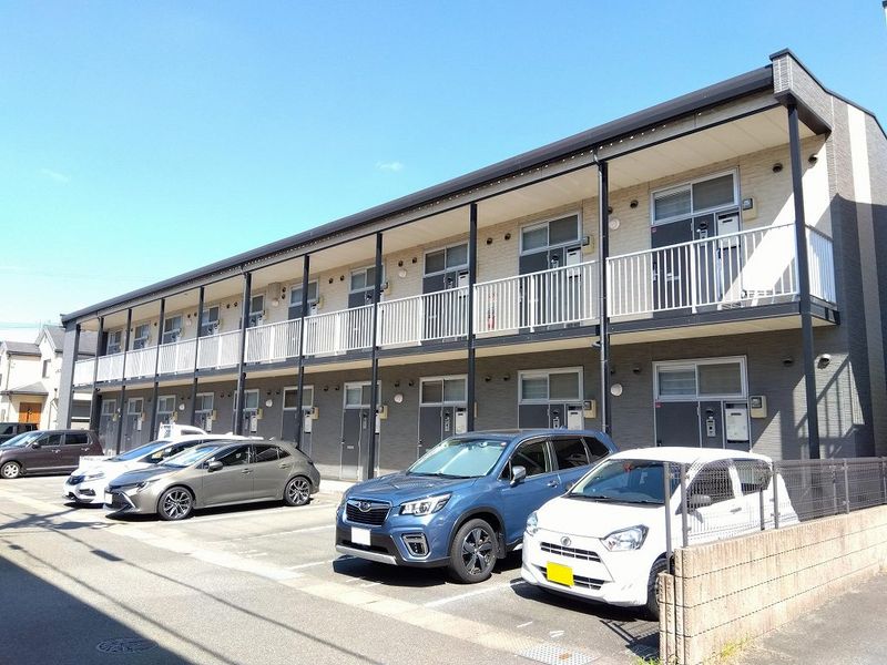 レオパレスフリージア 外観
