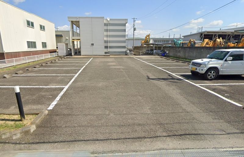 レオパレスグレーシーせきの上 駐車場