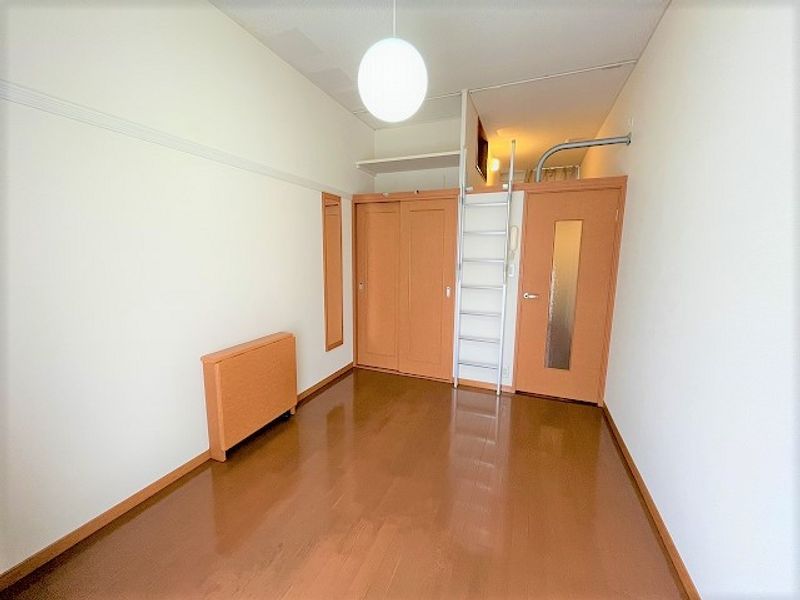 レオパレスＡＩＫＥＩ 居間