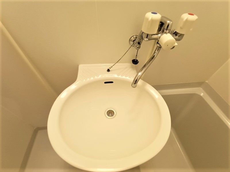 レオパレスフロンティア 洗面台