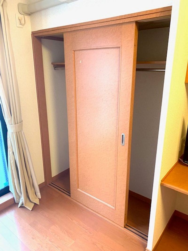 レオパレスＡｙａ 収納