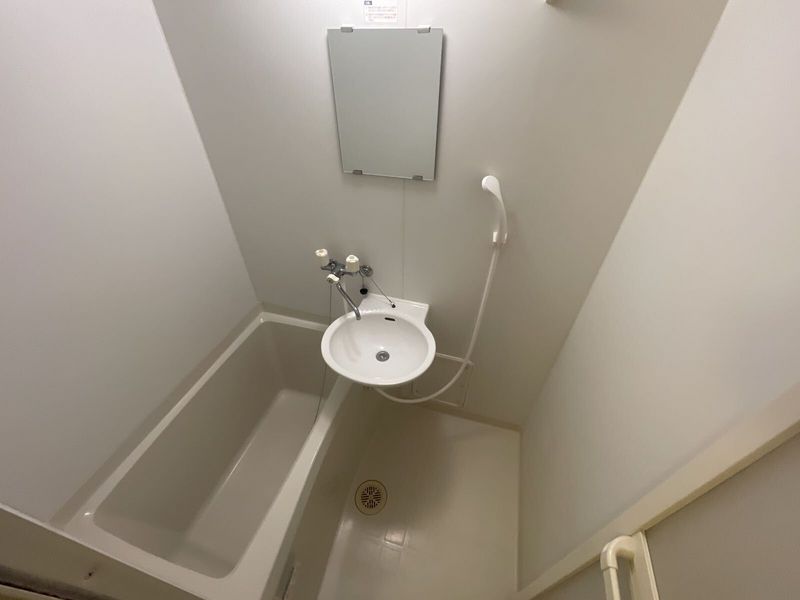 leopalace REZON Nakamozu Bathroom