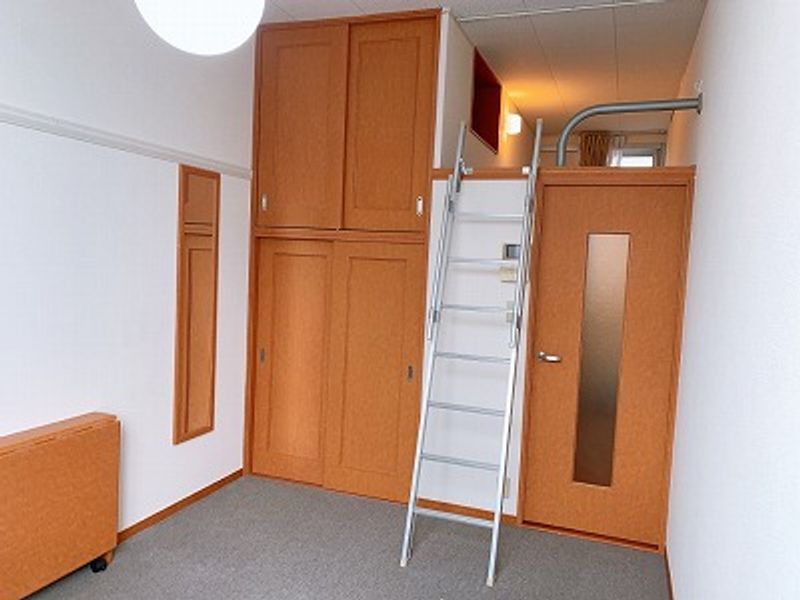 レオパレスいづみ 寝室