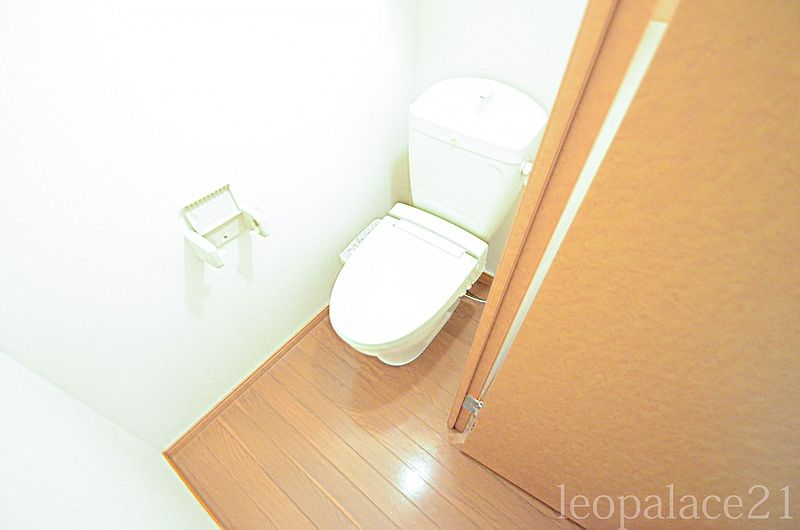 レオパレスＤＥＤＯ トイレ