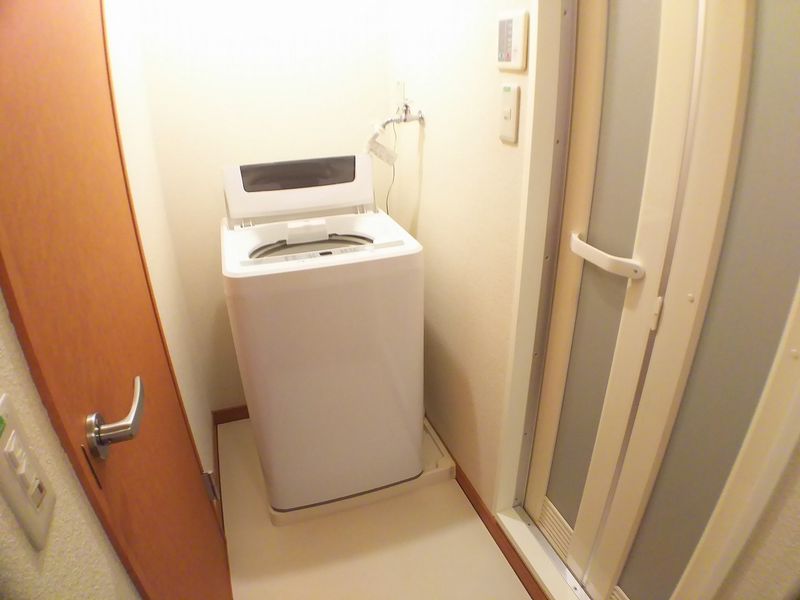 レオパレスレウニール 風呂