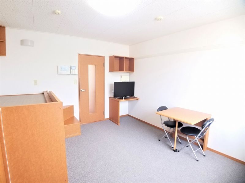 レオパレス火切塚 居間