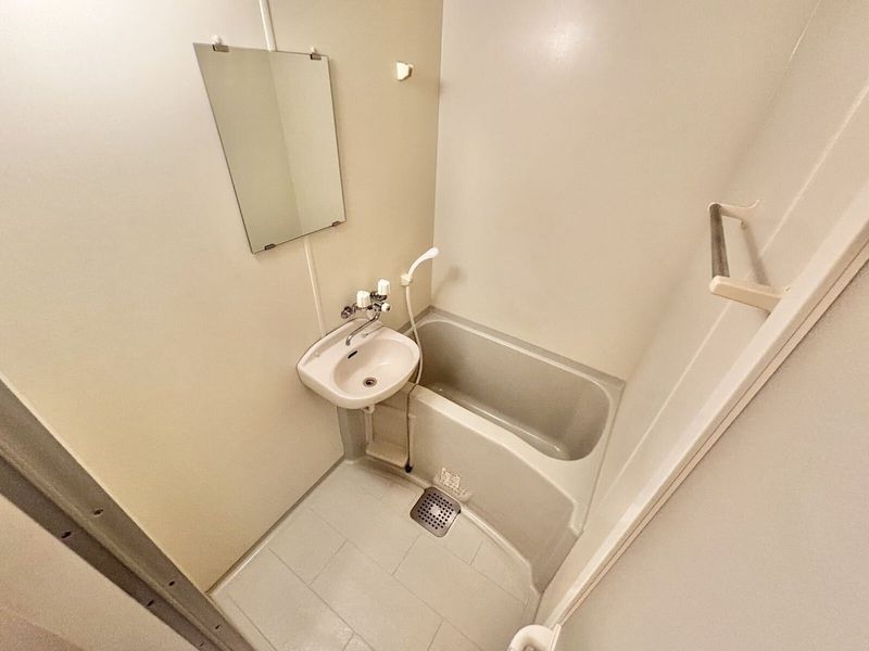 レオパレス３６２フラット 風呂