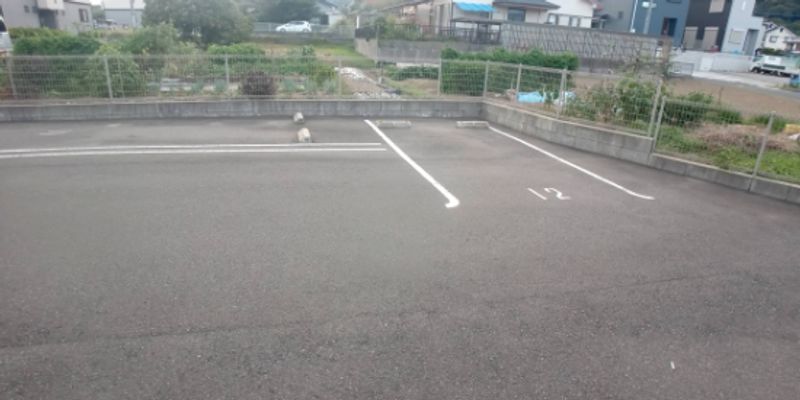 クレイノサンライズ吉志 駐車場
