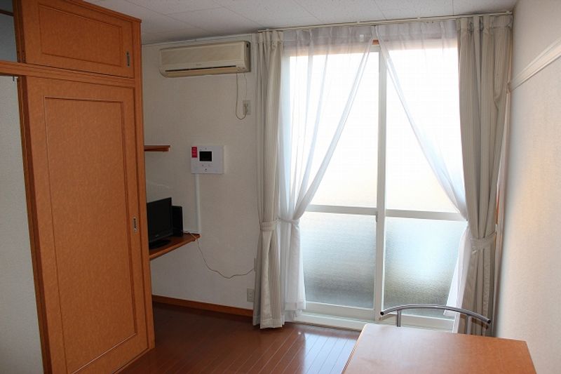 レオパレスエスペランサ 居間