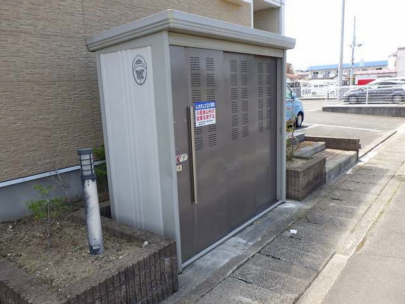 レオパレスアルコバレーノ 共用部分