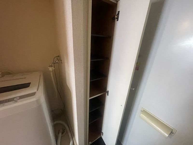 レオパレスもえぎ 玄関