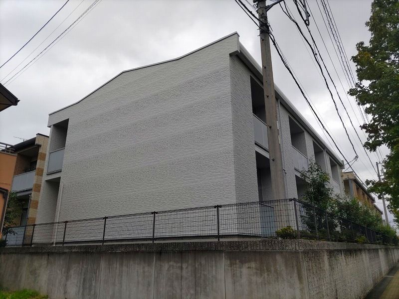 レオパレスブルーミンガーデンＢ 外観