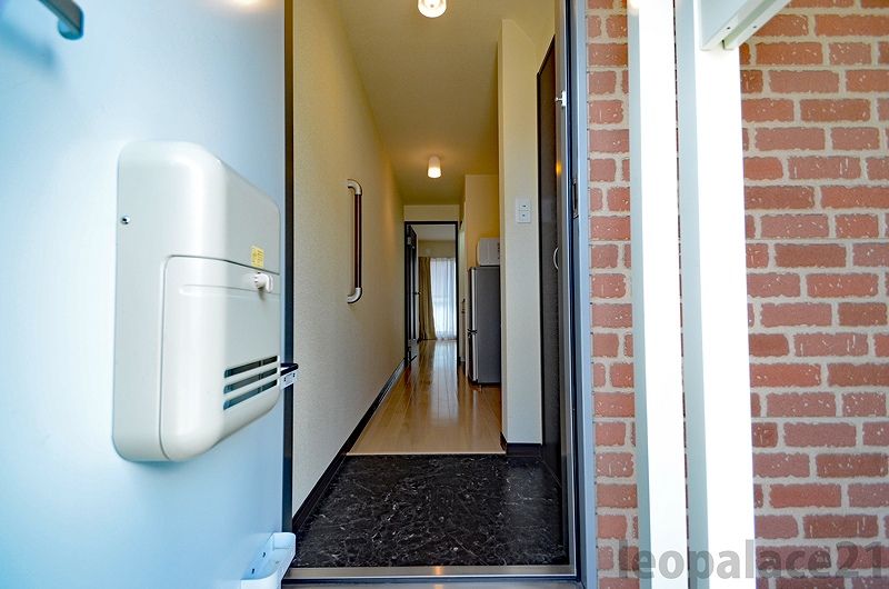 レオネクストＴＥＮＳＹＯ 玄関