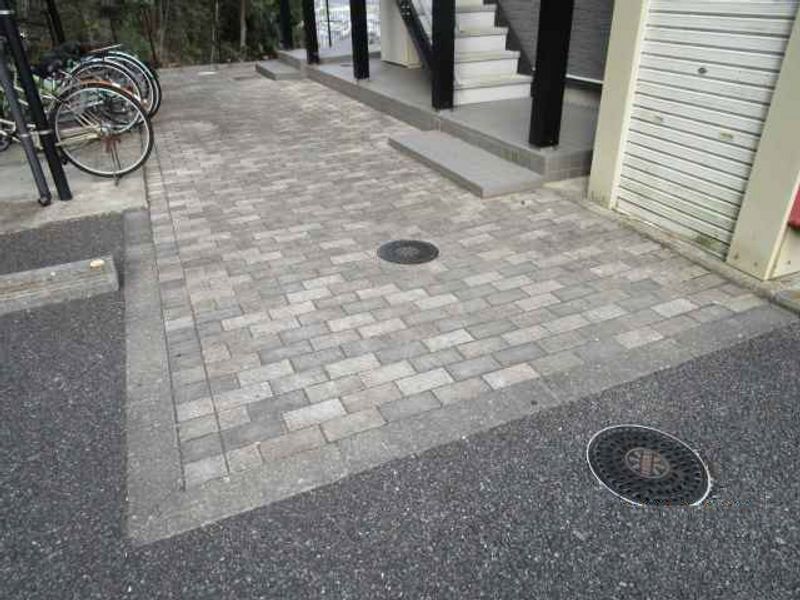 レオパレスネスト鳶尾 共用部分