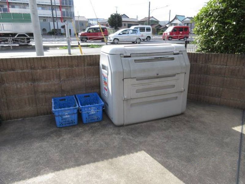 レオパレス川崎港町 共用部分