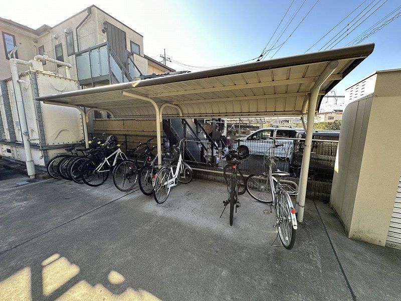レオパレス中今泉 共用部分