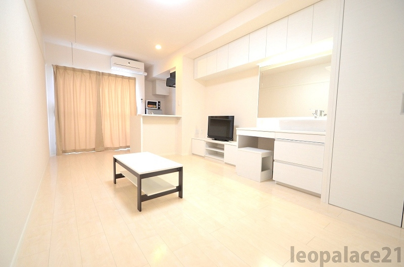 レオネクストシャルム 居間