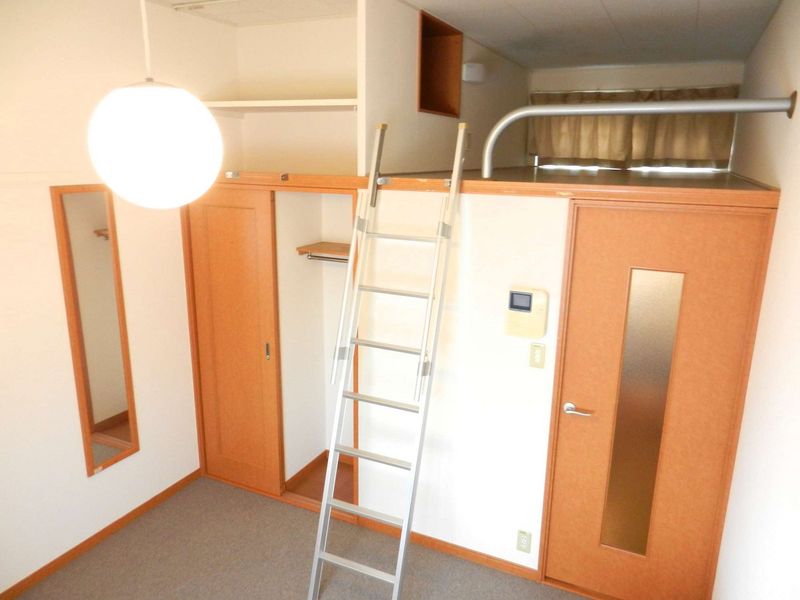 レオパレス新家 洗面所