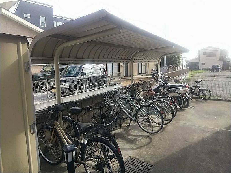 レオパレスサンキエム 共用部分